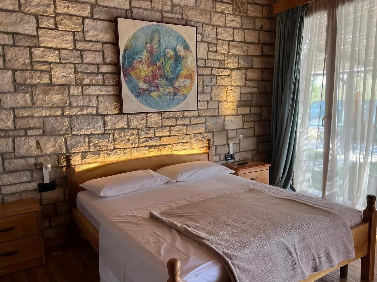 Lodge Palermiti Luxury Rooms Himare